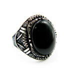 Inel barbatesc din argint cu onix si marcasite - stil oriental - Unicat - i140Y111G