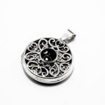 Pandantiv Medalion din argint cu onix - stil vintage - P212Y115G-2