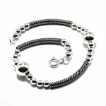 Bratara din argint simplu, cu bile