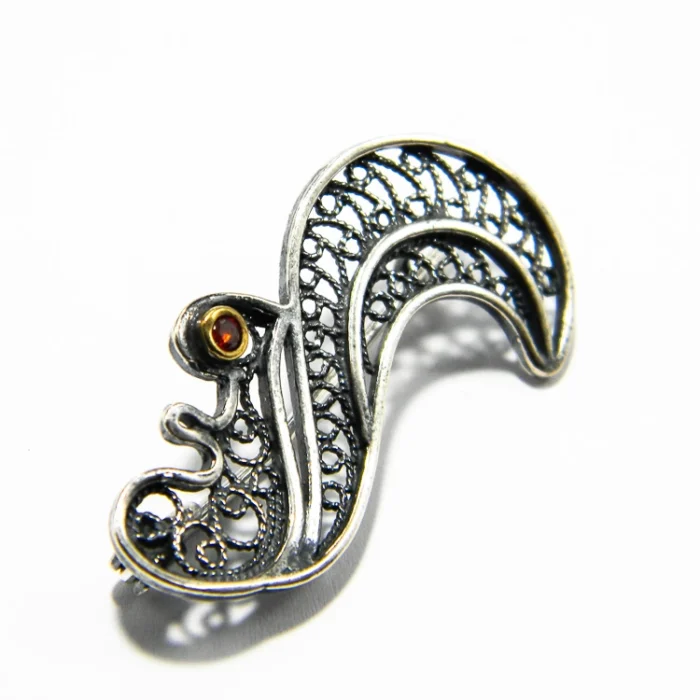 Brosa dein argint in filigran - Veverita