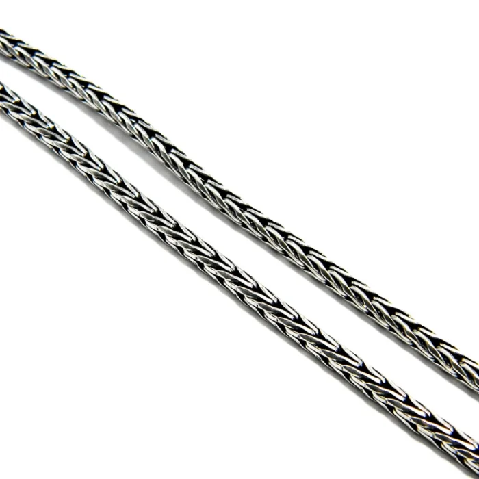 Lant model impletit din argint, 60 cm.