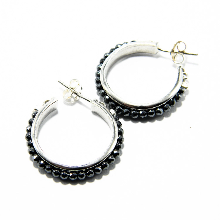 Cercei smirotunzi din argint cu hematite