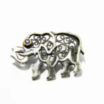 Brosa filigranata din argint cu elefant