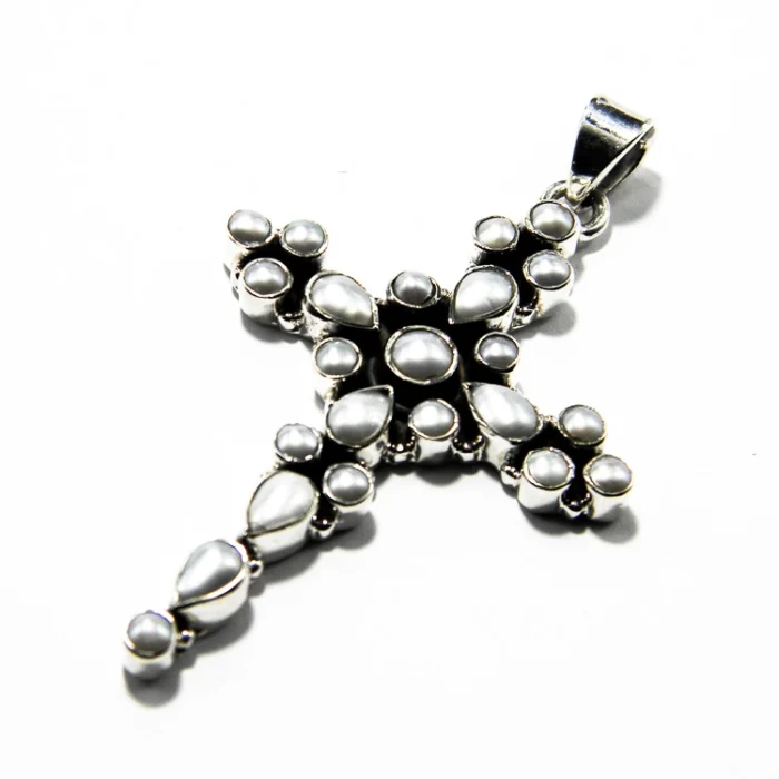 Pandantiv cruciulita unisex din argint cu perle albe