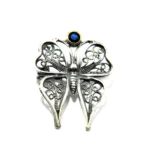 Brosa Fluture in filigran din argint cu safir de sinteza
